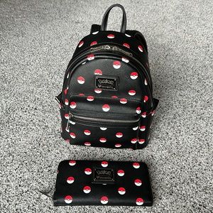 Loungefly Pokemon Pokeball backpack & wallet